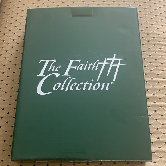 🔥🆕 Brown/Tan Cross with Accents - Picture 3 of 3